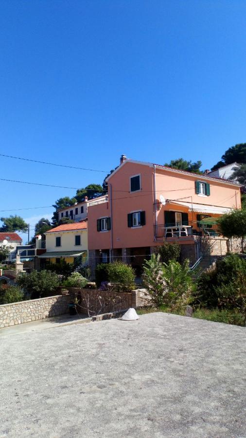 Apartmani Antonio Veli Losinj Ngoại thất bức ảnh